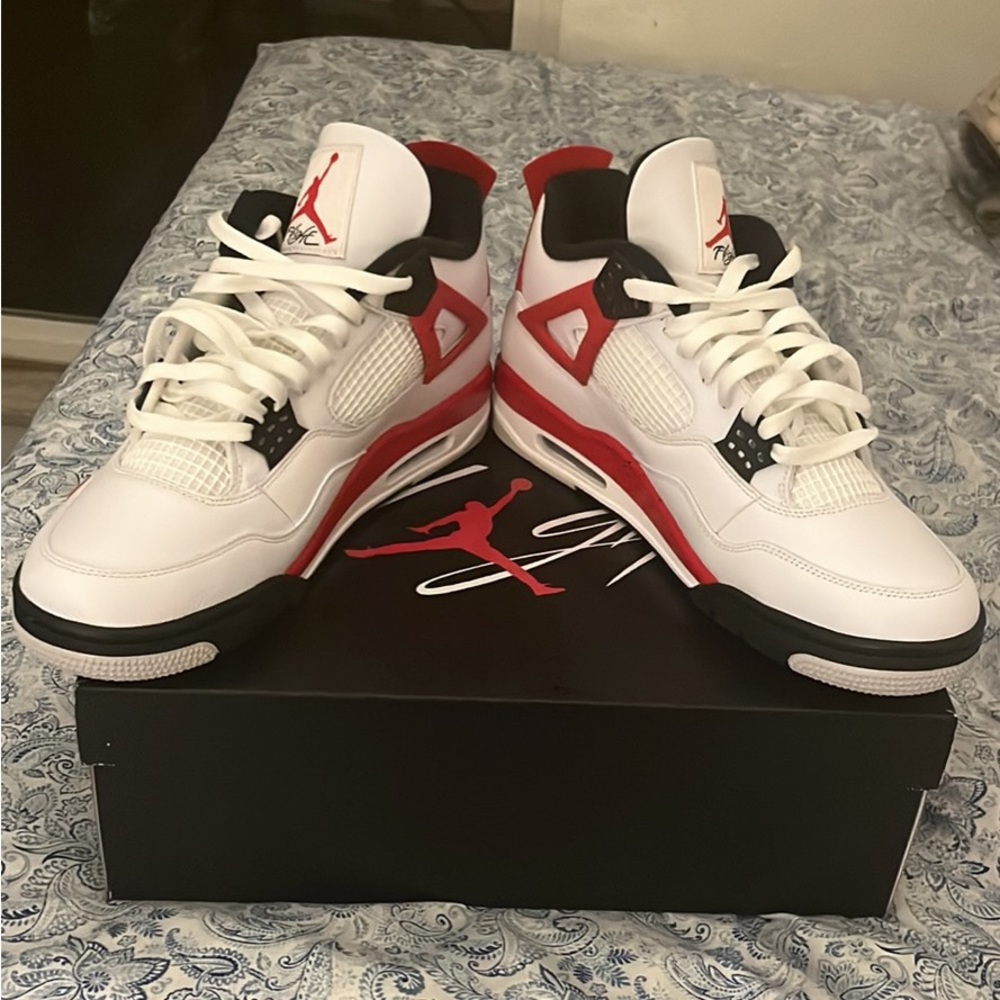 Nike Air Jordan Retro 4 “Red Cement”